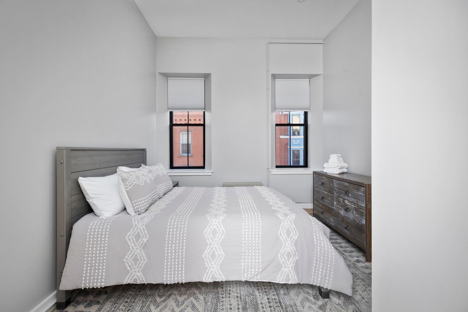 Modern Remodeled Loft In Portlands Iconic Old Port Appartement Buitenkant foto
