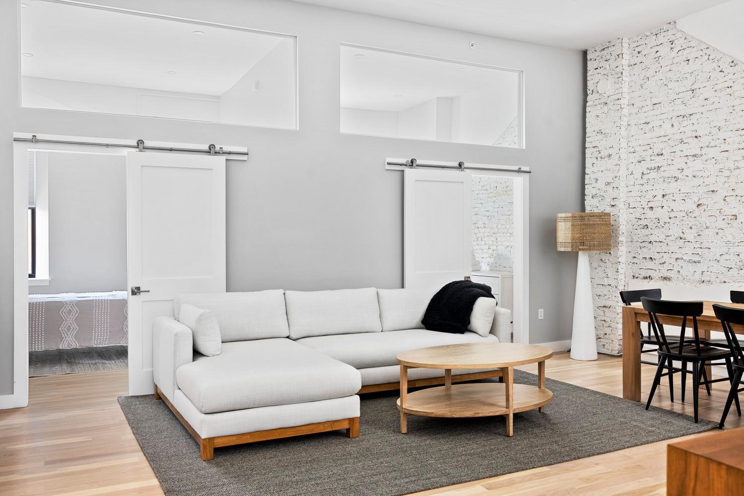 Modern Remodeled Loft In Portlands Iconic Old Port Appartement Buitenkant foto